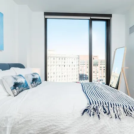 Back-bay W Roof Gym & Parking Apartment Boston