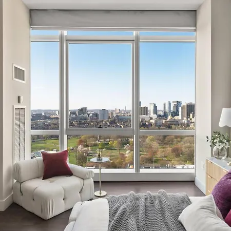 Penthouse Residences Living Modern Apartment *