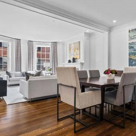Exceptionally Private Garden * Boston