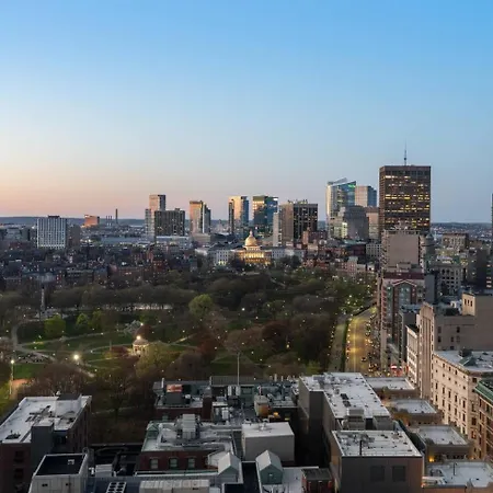 Penthouse Residences Living Modern * Boston