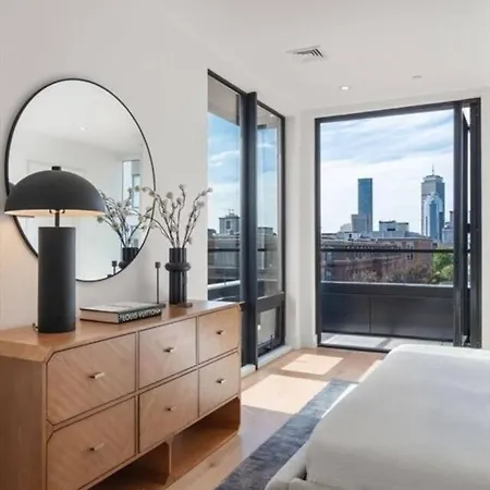 Apartment Charming And Chic Boston