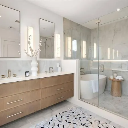 Charming And Chic Boston