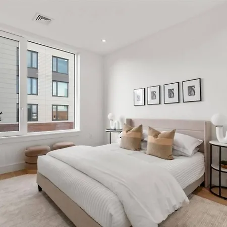 Apartment Charming And Chic *