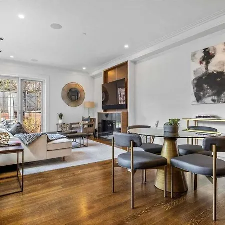 Exceptionally Private Garden Apartment