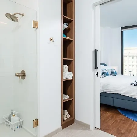 Back-bay W Roof Gym & Parking * Boston