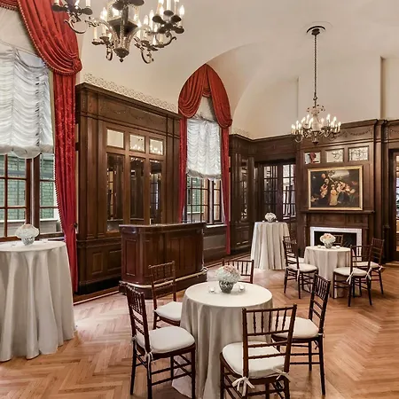 Fairmont Copley Plaza 5*
