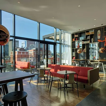 Citizenm North Station Hotel 4*