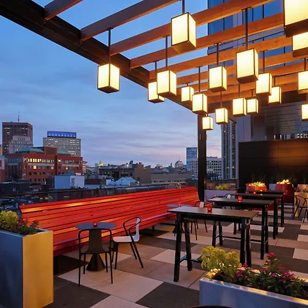 Citizenm North Station Hotel 4*