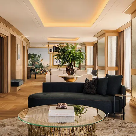Four Seasons One Dalton Street, Hotel Boston