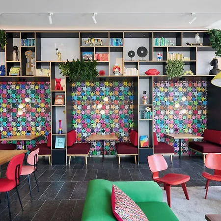 Hotel Citizenm Back Bay 4*