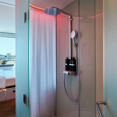 Hotel Citizenm Back Bay 4*