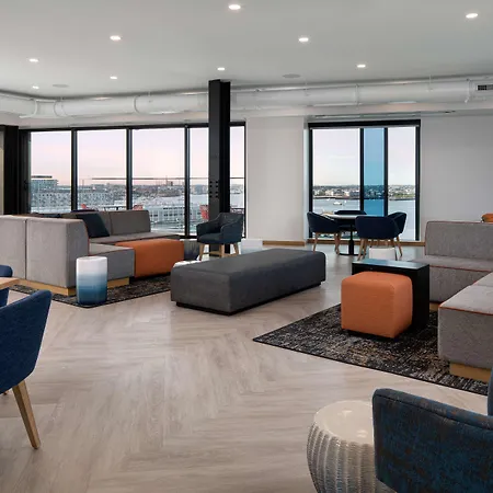 Hyatt Place Boston/seaport District Hotel Boston