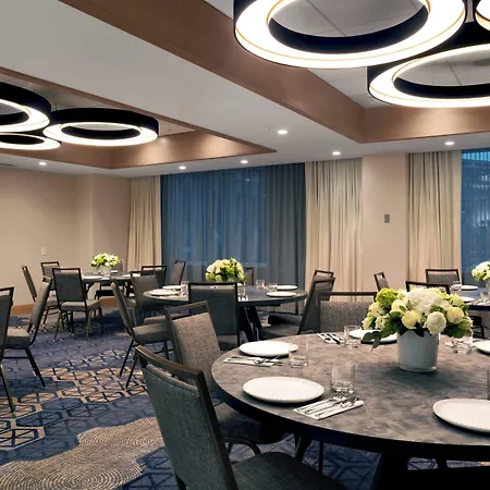 Courtyard Downtown/north Station Hotel 3*