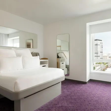 Hotel Yotel