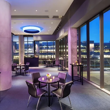 Hotel Aloft By Marriott Seaport District Boston