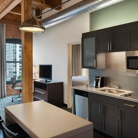 Hotel By Marriott Downtown Seaport 3*