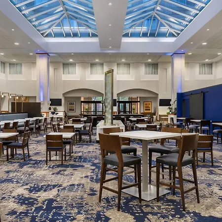 Hotel Embassy At Logan Airport
