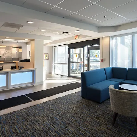 Express By Ihg Boston