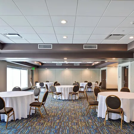 Express By Ihg 3*