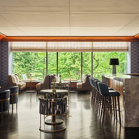 Hotel Four Seasons 5*