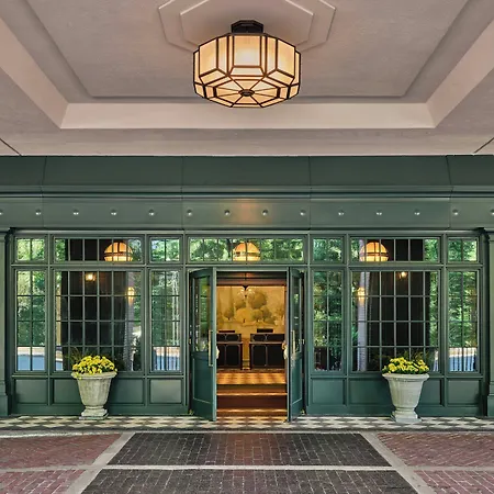 Four Seasons 5*