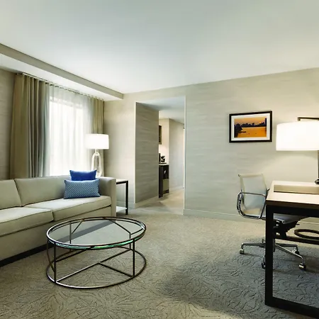 Doubletree By Hilton - Cambridge Hotel