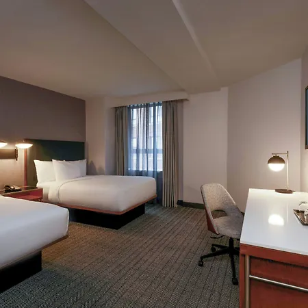 Hotel Courtyard By Marriott Downtown