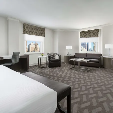 Hilton Park Plaza