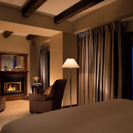 The Bostonian Hotel