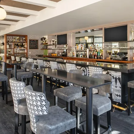 Hotel Staypineapple, A Delightful Hotel, South End 4*