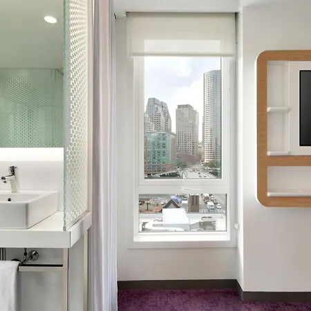 Hotel Yotel 4*