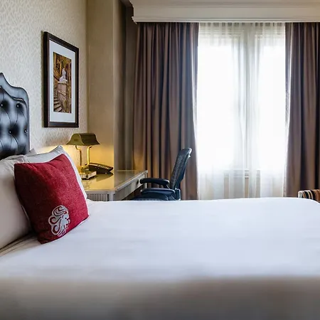 The Lenox 4* Boston