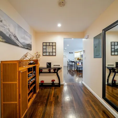 Stylish 4br Boston, Pet-friendly Near Savin Hill, I-93 & Red Line 30-1 Apartment Boston