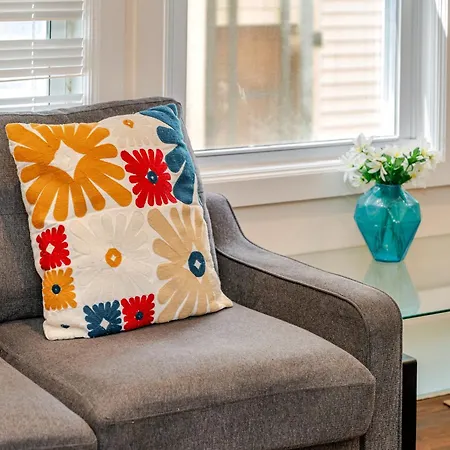 Apartment Stylish 4br Boston, Pet-friendly Near Savin Hill, I-93 & Red Line 30-1 Boston