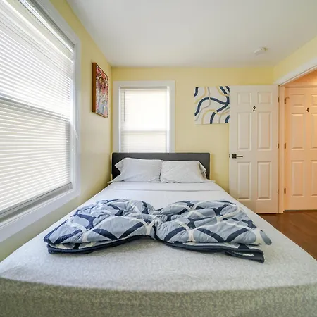 Stylish 4br Boston, Pet-friendly Near Savin Hill, I-93 & Red Line 30-1 *