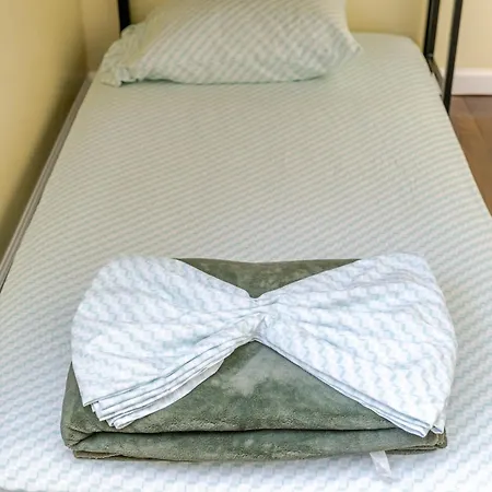 Stylish 4br Boston, Pet-friendly Near Savin Hill, I-93 & Red Line 30-1