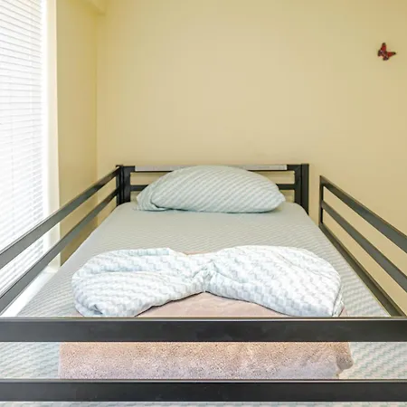 Apartment Stylish 4br Boston, Pet-friendly Near Savin Hill, I-93 & Red Line 30-1