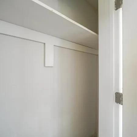 Stylish 4br Boston, Pet-friendly Near Savin Hill, I-93 & Red Line 30-1 Apartment