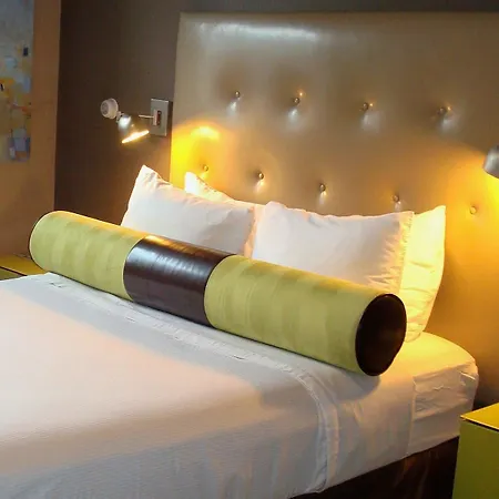 Staypineapple, A Delightful Hotel, South End