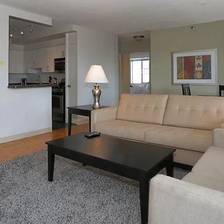 Evolve Longwood Apartment *