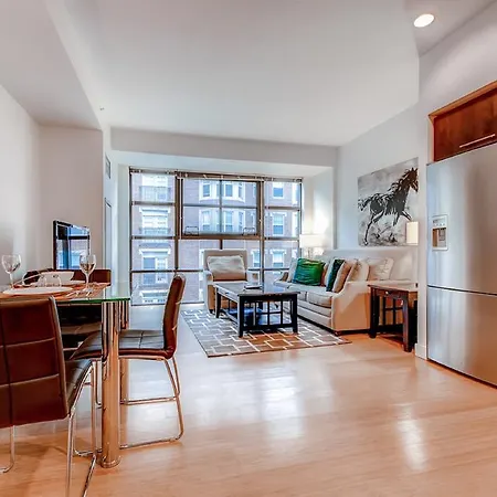 Global Luxury At Kenmore Square Apartment *