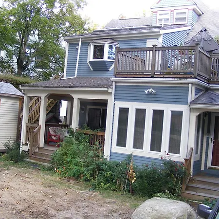 Sunny Hill Garden Guest house 4*