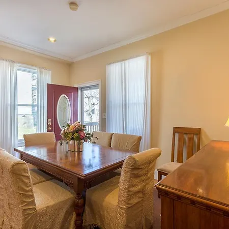 Sunny Hill Garden Guest house Boston