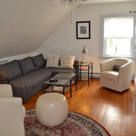 Allston Red House 1 Bed By Royalstreet *