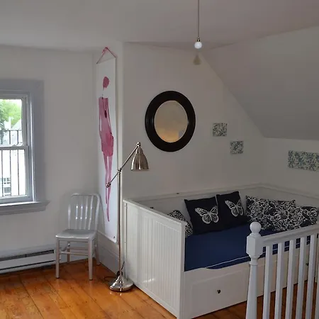 Apartment Allston Red House 1 Bed By Royalstreet *