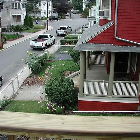 Allston Red House 1 Bed By Royalstreet