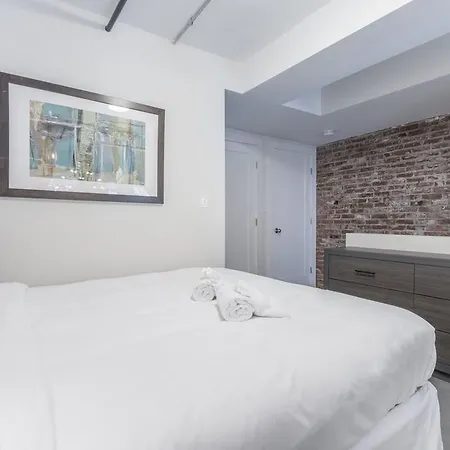 Three-bedroom On Massachusetts Avenue Apt 1 Apartment