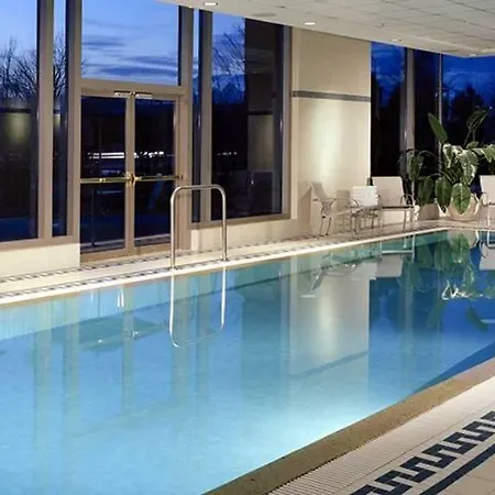 Hilton Logan Airport