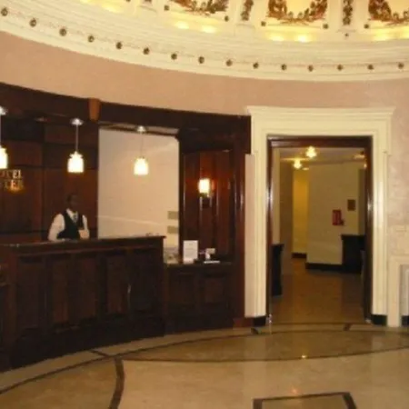 Hotel Buckminster 3*