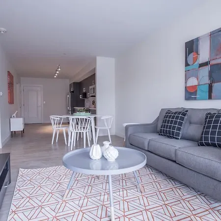 Apartment One-bedroom On Beacon Street Apt 204 Boston